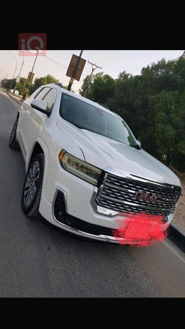 GMC Acadia